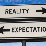 Perbedaan Antara “Expect” dan “Expectation” Dalam Bahasa Inggris