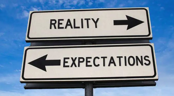 Perbedaan Antara “Expect” dan “Expectation” Dalam Bahasa Inggris